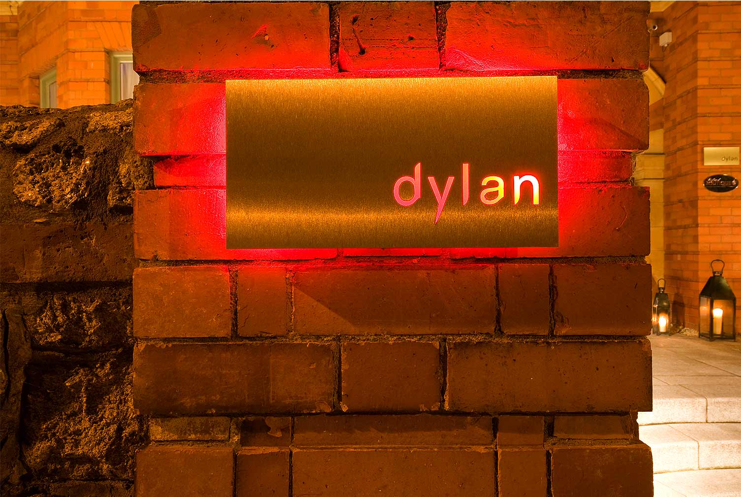 THE DYLAN DUBLIN, AT THE TOP OF IT'S GAME 1