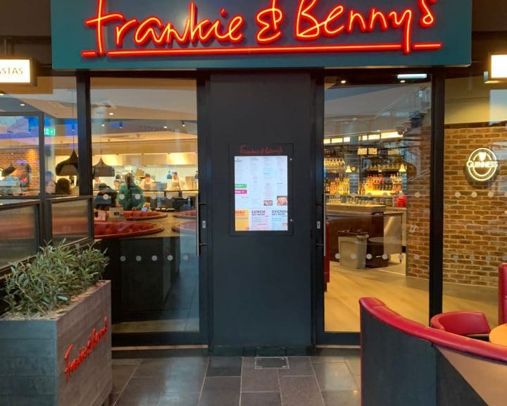 FRANKIE & BENNY’S BELFAST REOPENS AFTER MAJOR REFURBISHMENT 1