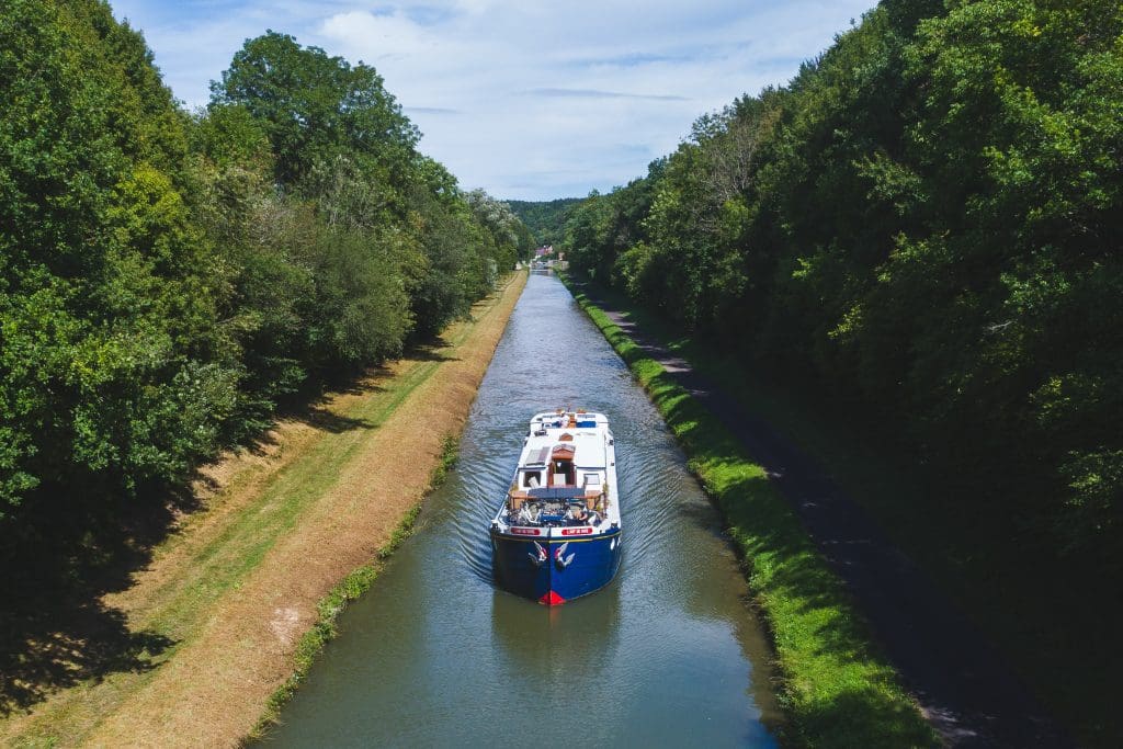 Experience the very best of France when combining the 2023 Rugby World Cup with a European Waterways’ luxury hotel barge cruise 6 Experience the very best of France when combining the 2023 Rugby World Cup with a European Waterways’ luxury hotel barge cruise 6