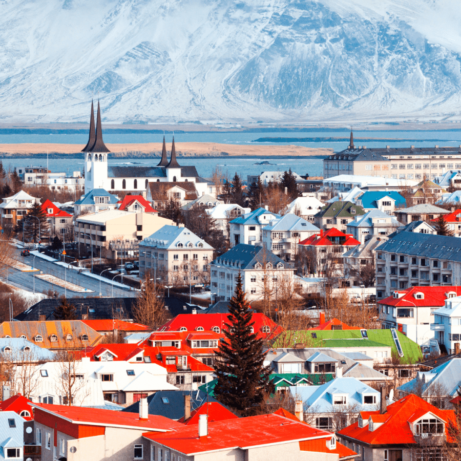 Jet2.com and Jet2CityBreaks put Iceland programme for Winter 24/25 on sale from Belfast International Airport 1