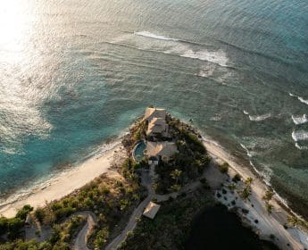 REGENERATIVE TOURISM WITH MANGROVE PLANTING FOR GUESTS ON NECKER ISLAND 15