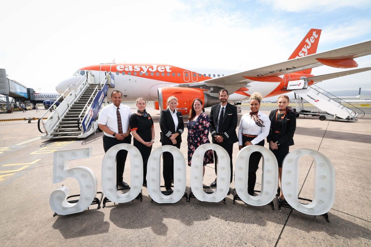 EASYJET CELEBRATES FLYING HALF A MILLION PASSENGERS AT BELFAST CITY AIRPORT   1