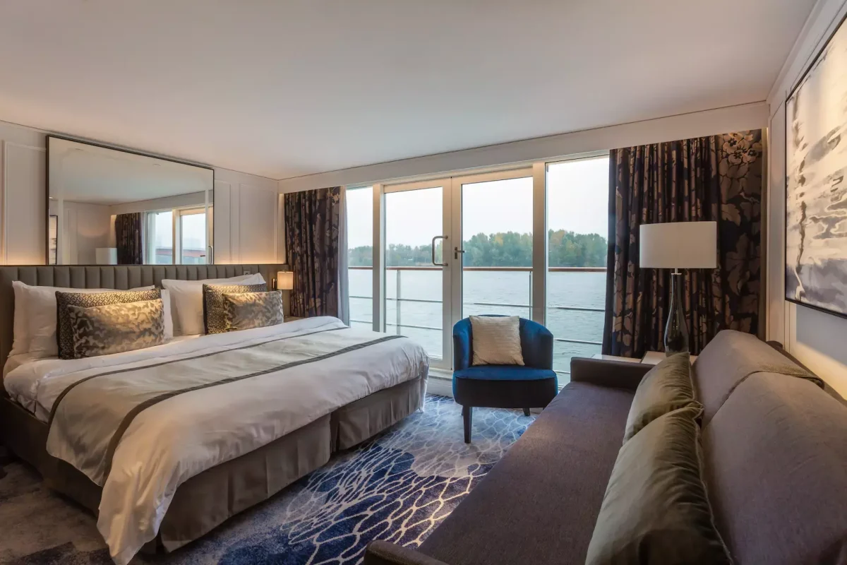 RIVERSIDE CRUISES TO TAKE IN 2025 WITH RIVERSIDE LUXURY CRUISES