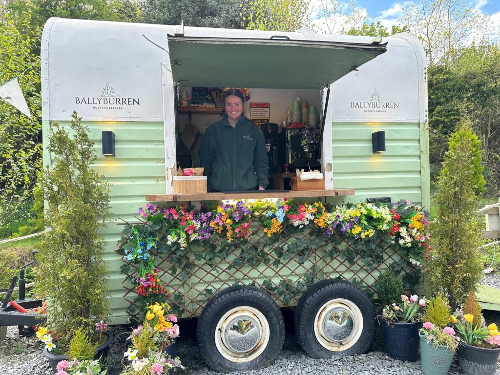 https://www.ballyburren.com/