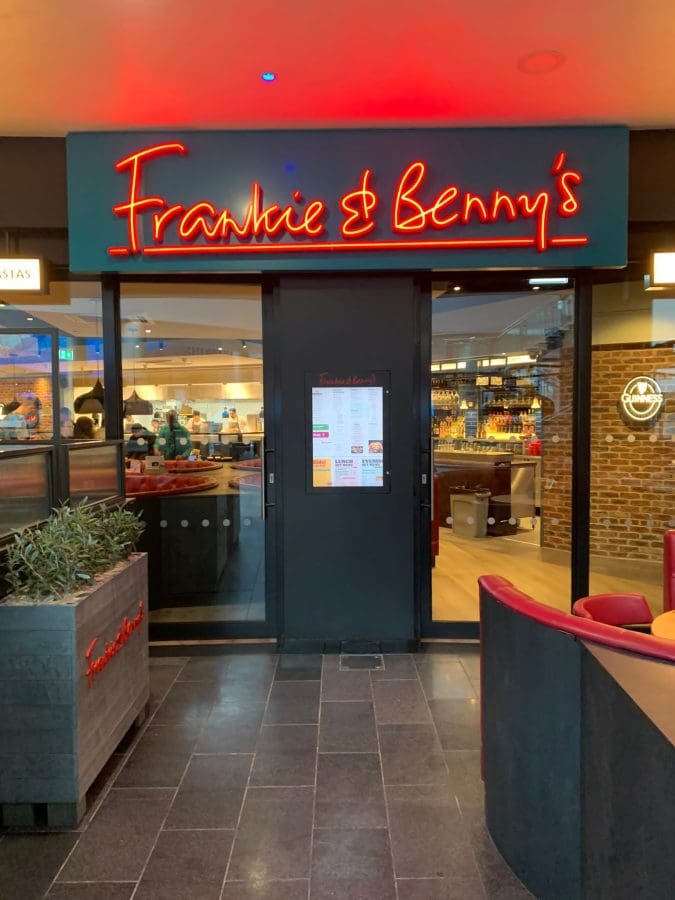 FRANKIE & BENNY’S BELFAST REOPENS AFTER MAJOR REFURBISHMENT