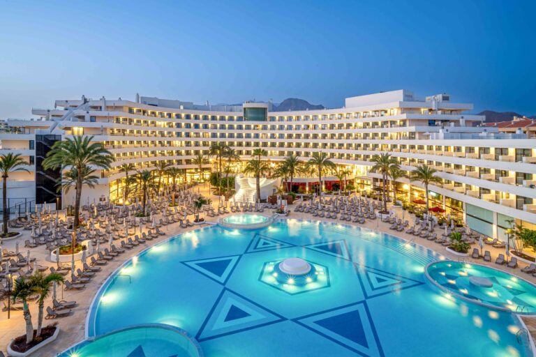 Nothing Beats paying pennies for a Jet2holiday as Bid for a Break, makes welcome return! Nothing Beats paying pennies for a Jet2holiday as Bid for a Break makes welcome return!