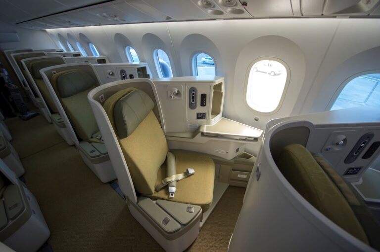 Savour Winter Sun With Wonderful Vietnam Airlines’ daily nonstop flights from London Heathrow